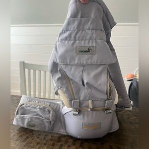 Baby hip carrier with shoulder attachment. NWOT
